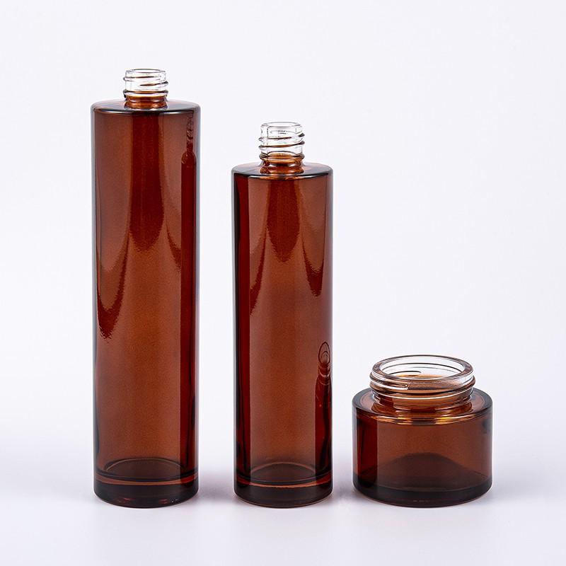 recycled-glass-cosmetic-packaging20250226082700465b6